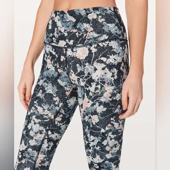 Lululemon Wunder Under Hi-Rise Tight 28 Inch Spring Bloom Multi Leggings 6 - Picture 3 of 13